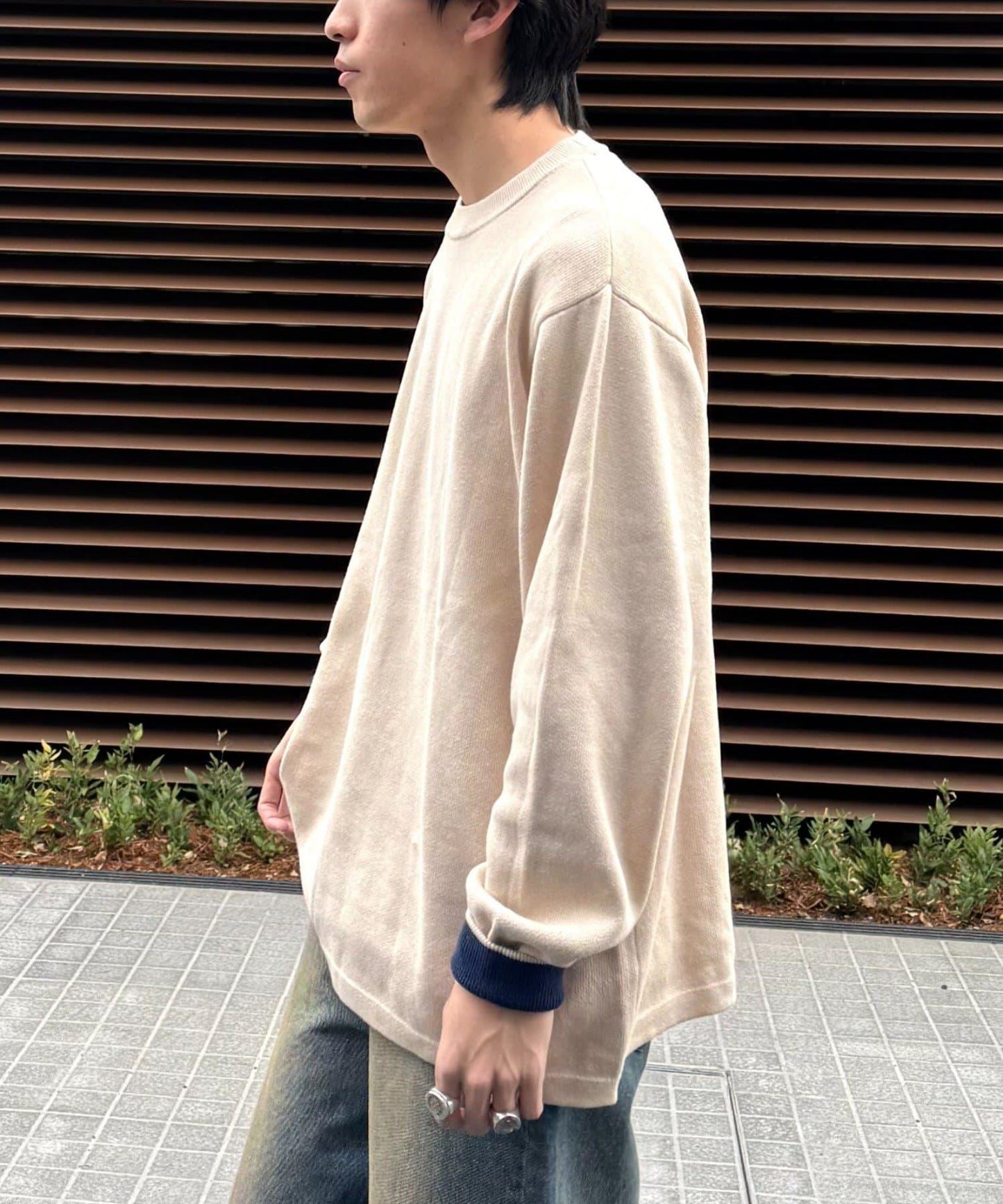 寬鬆剪裁圓領T恤款針織衫