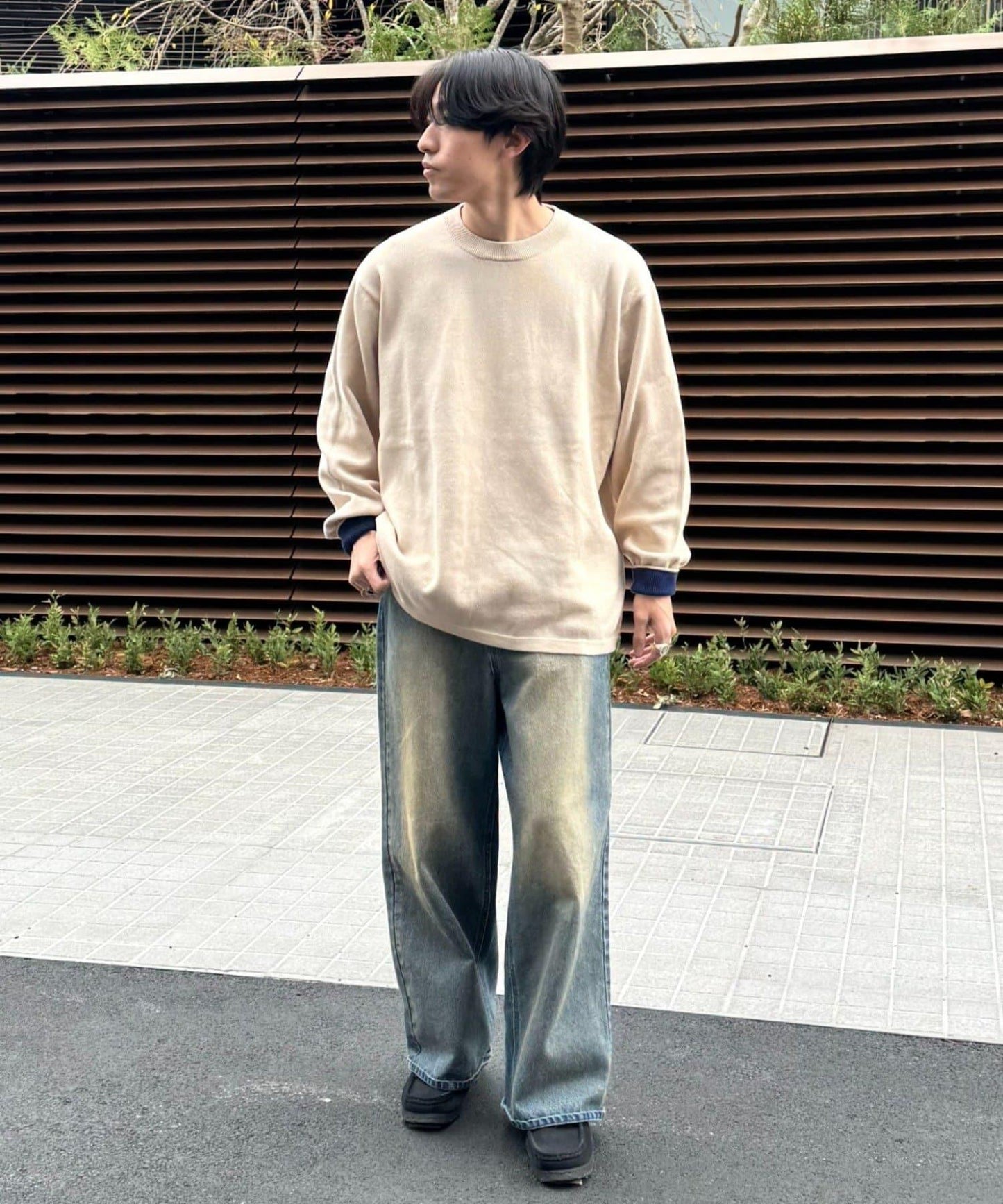 寬鬆剪裁圓領T恤款針織衫
