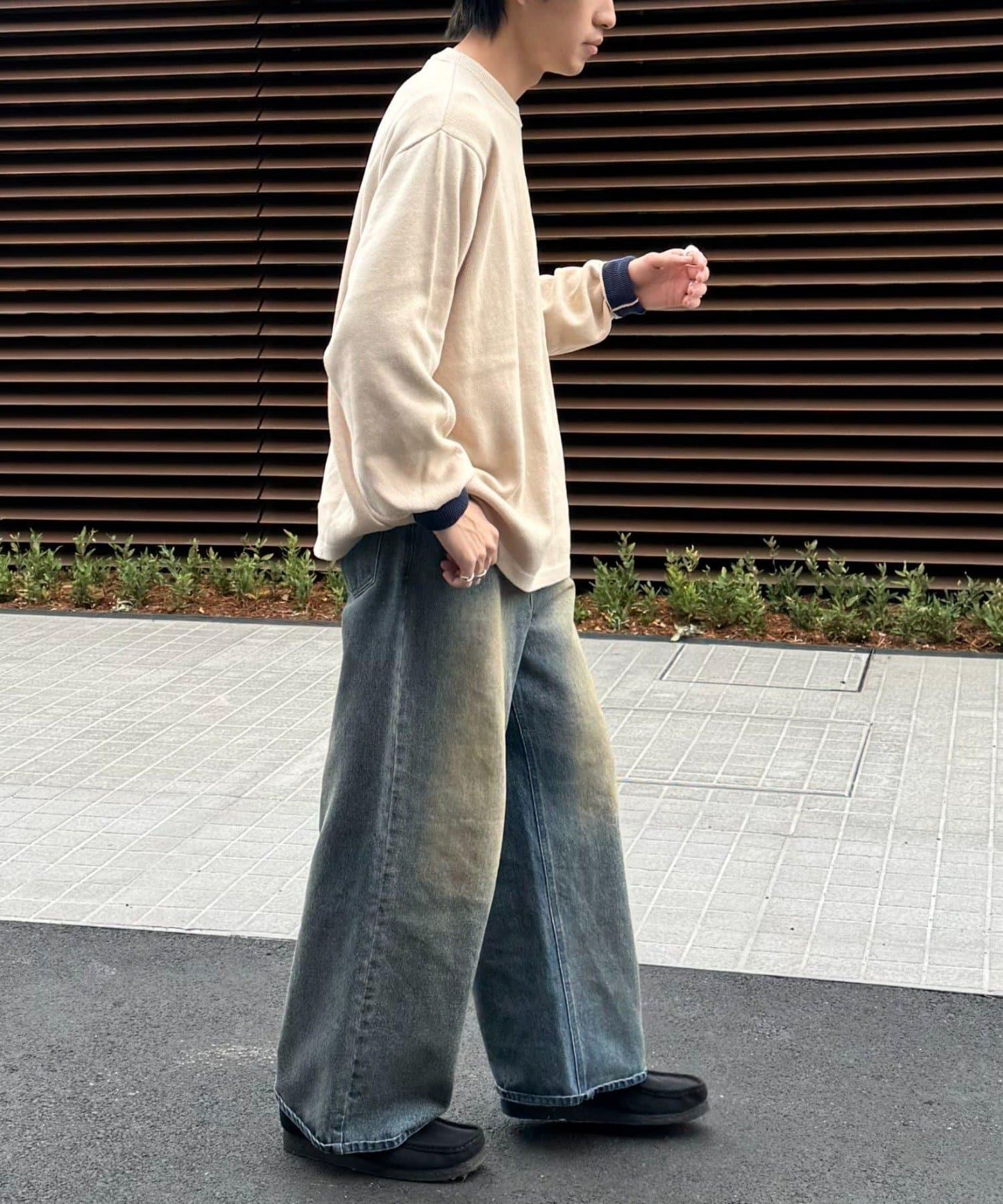 寬鬆剪裁圓領T恤款針織衫