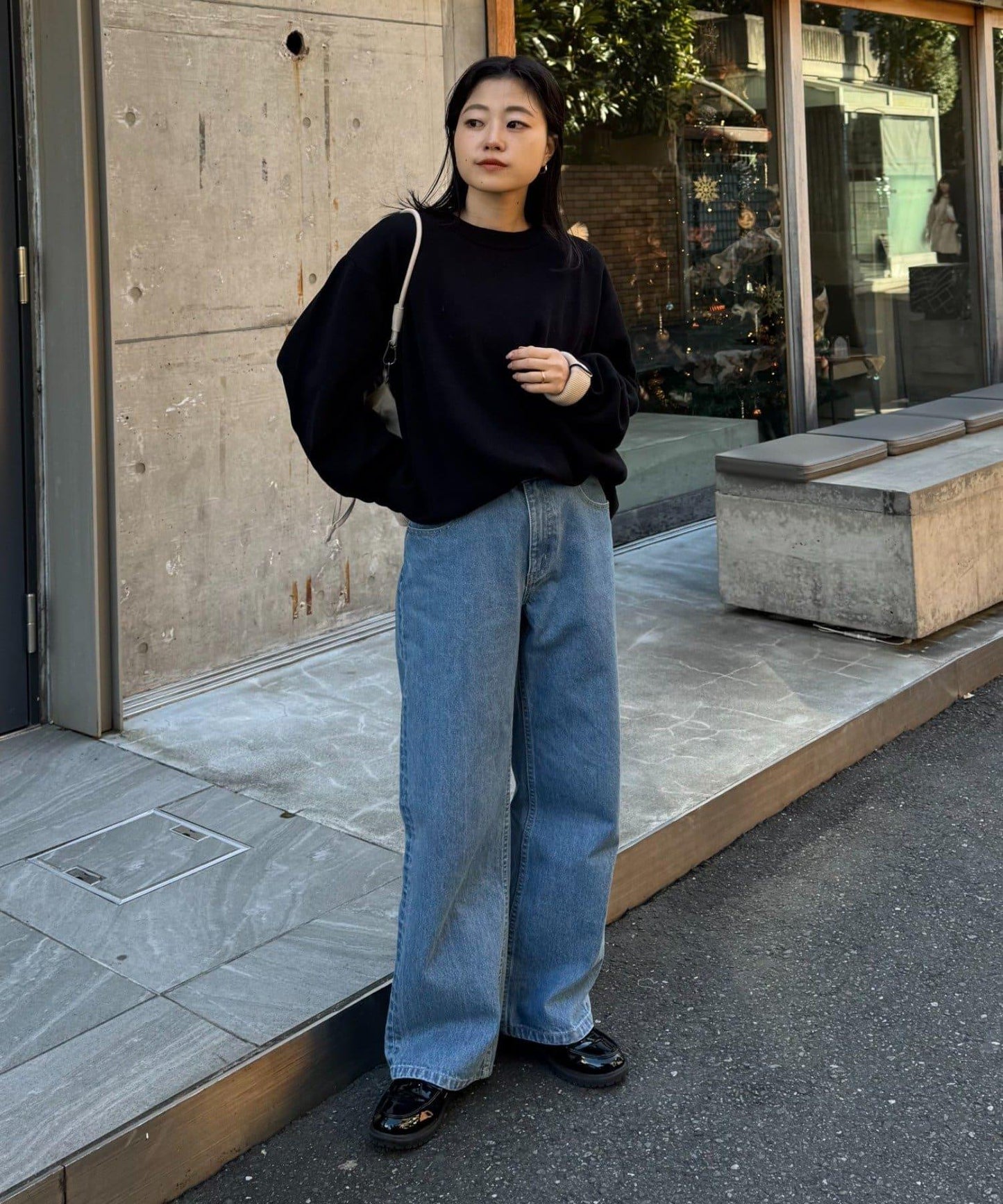 寬鬆剪裁圓領T恤款針織衫