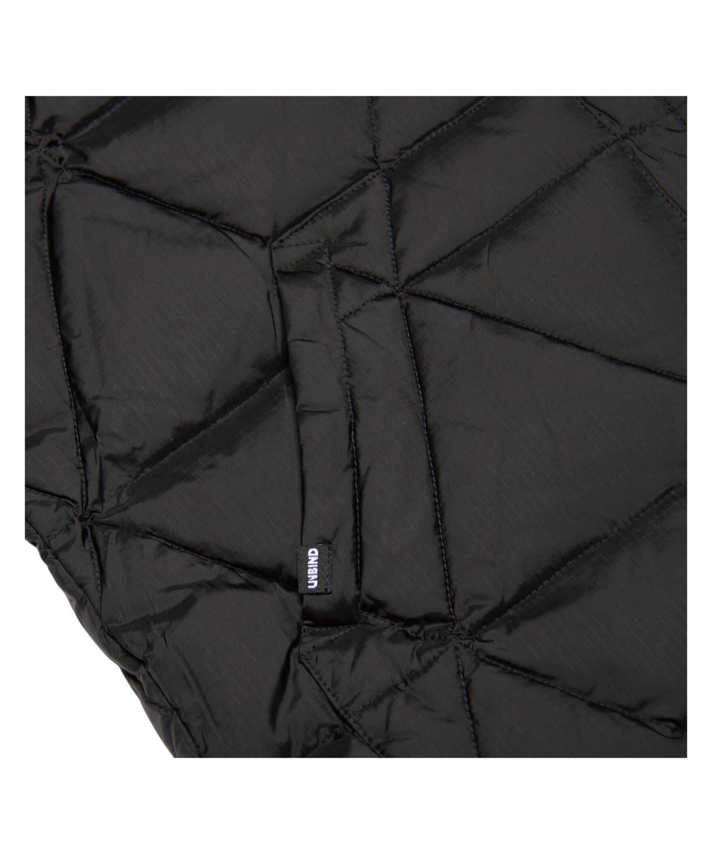 【解綁】三角形羽絨背心