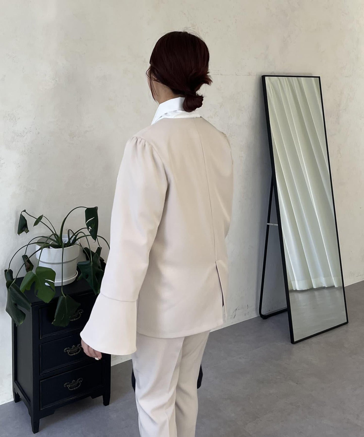【媽媽監修!禮服單品】雙排扣喇叭袖V領夾克
