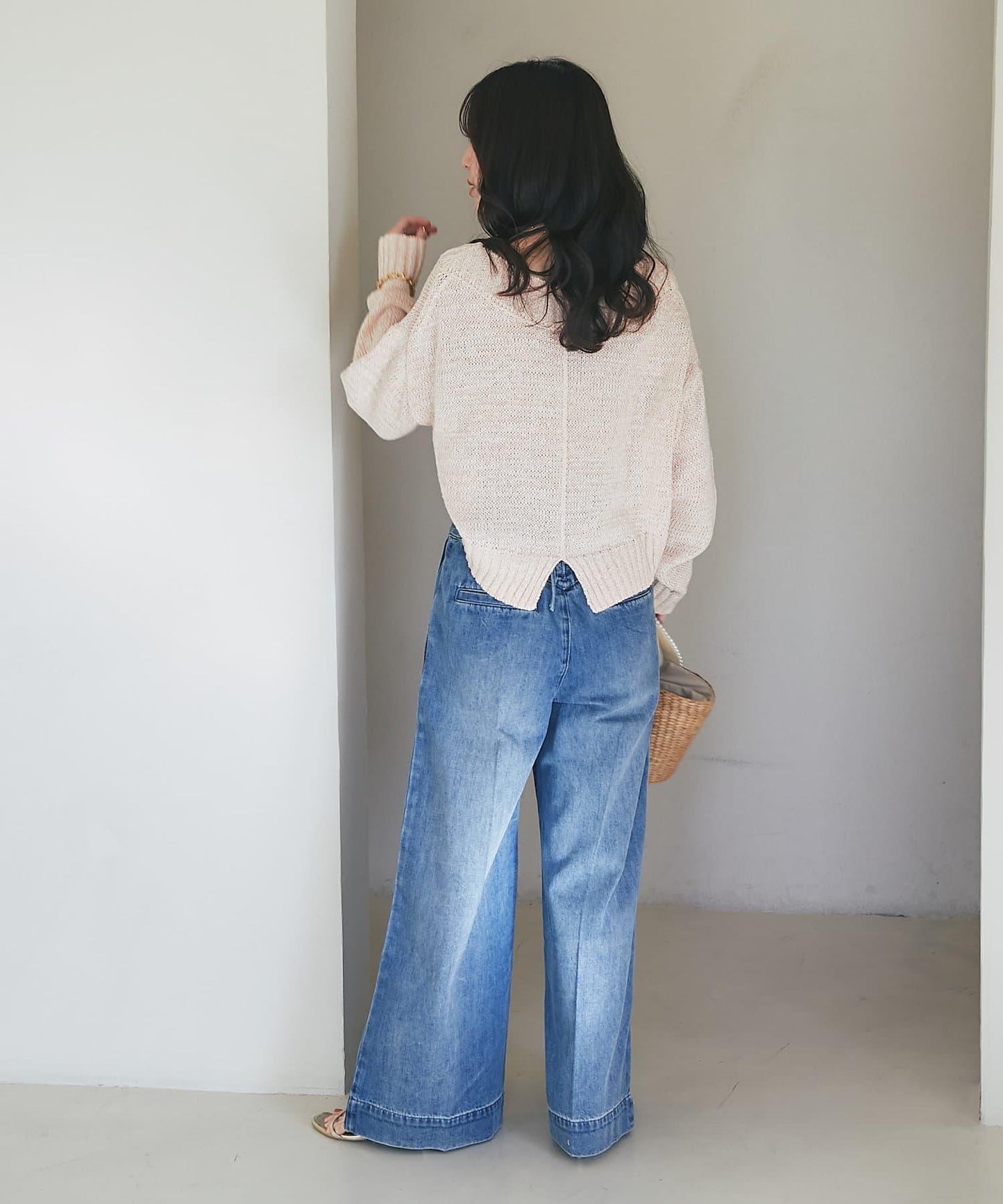 後背係扣裝寬鬆牛仔褲