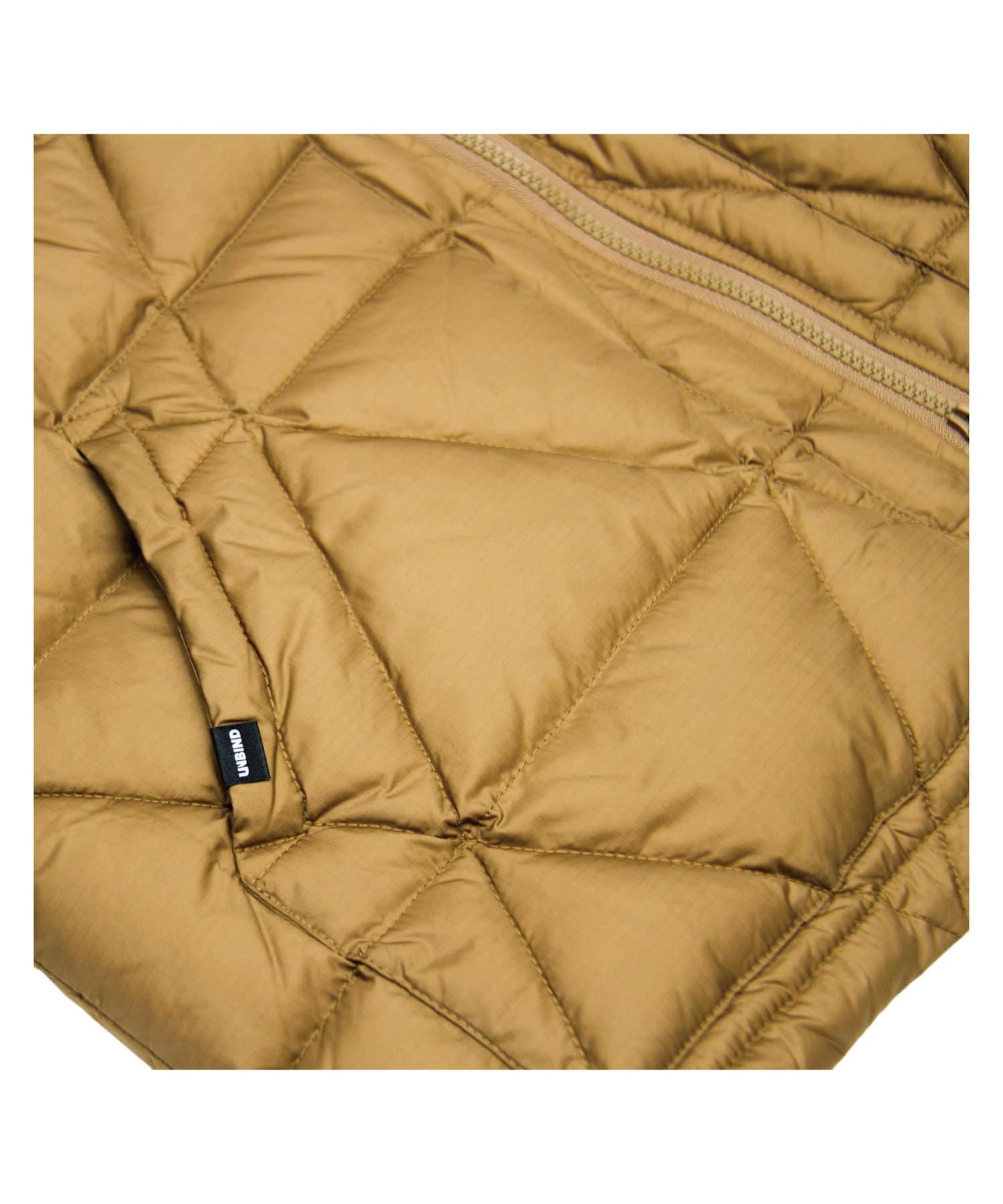 【解綁】三角形羽絨背心