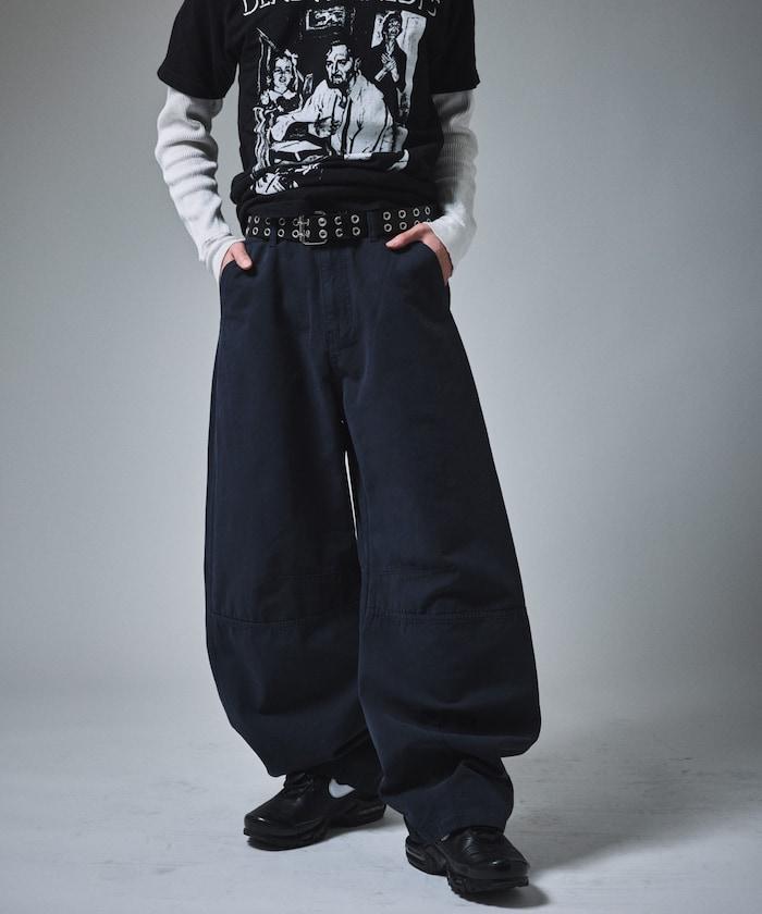 寬鬆剪裁工裝褲