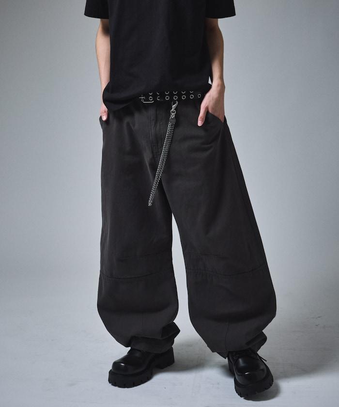 寬鬆剪裁工裝褲