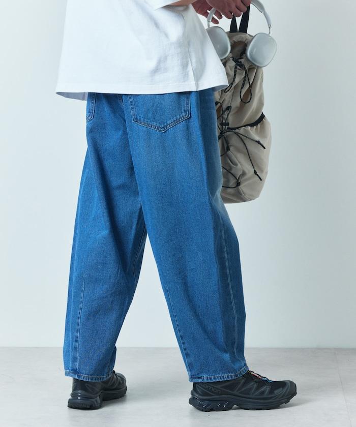 寬鬆直筒款牛仔褲