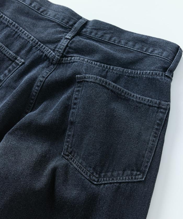 寬鬆直筒款牛仔褲