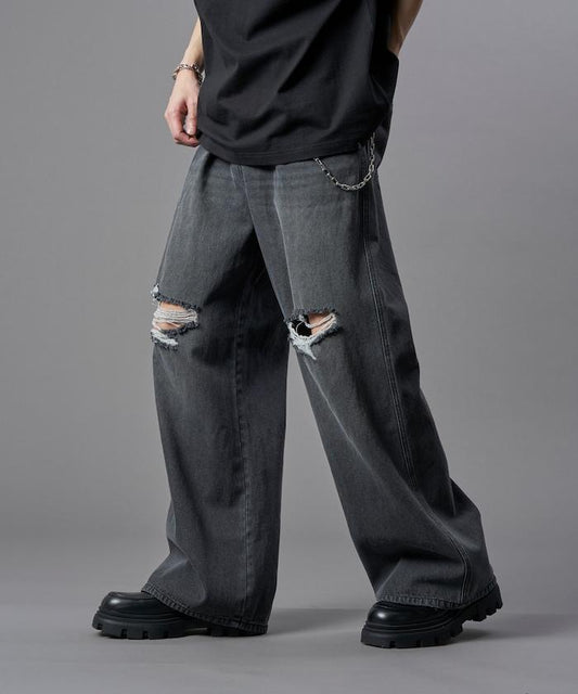 寬鬆破洞牛仔褲