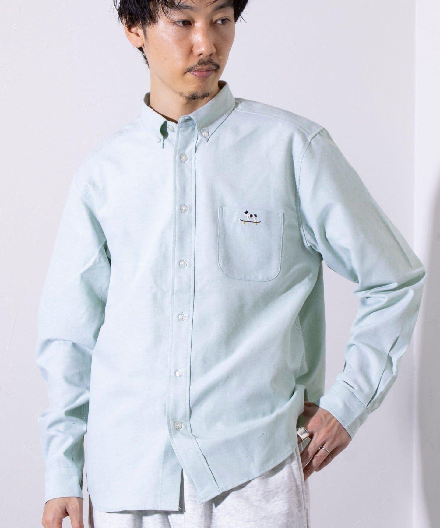 【GLOSTER】法國鬥牛犬刺繡 領釦襯衫