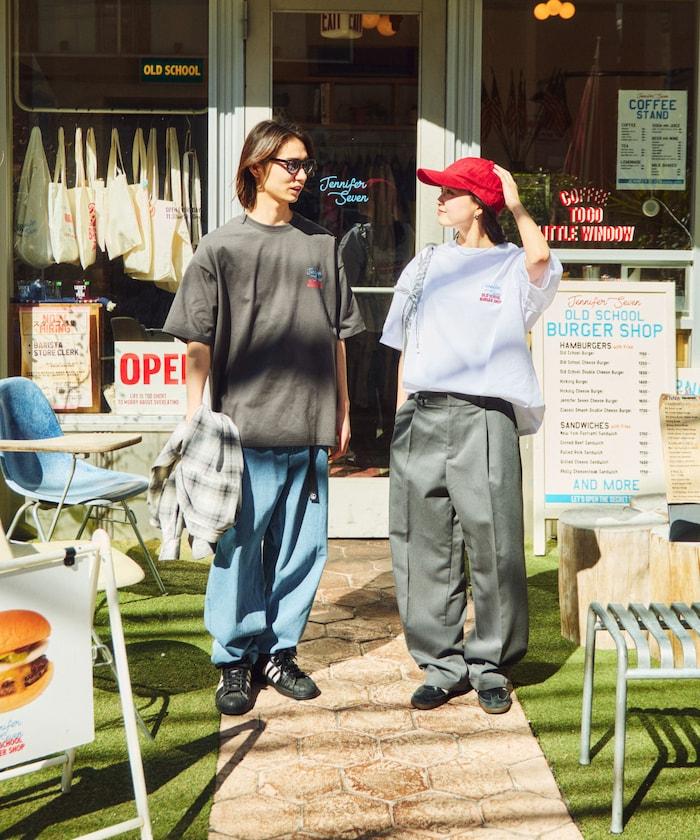 JENNIFER SEVEN×FREAK'S STORE 聯名 大尺寸 後背印花 圓領T恤