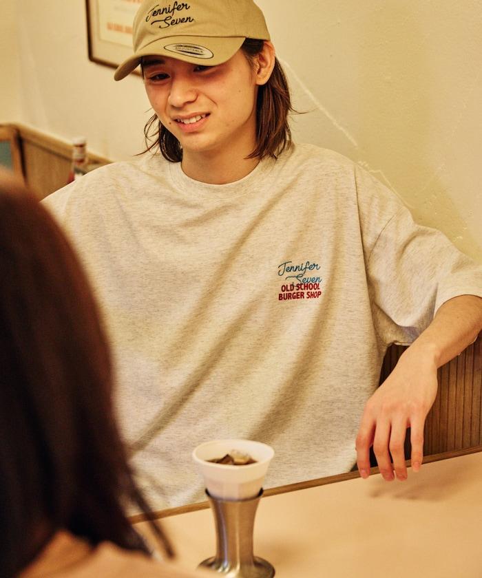 JENNIFER SEVEN×FREAK'S STORE 聯名 大尺寸 後背印花 圓領T恤