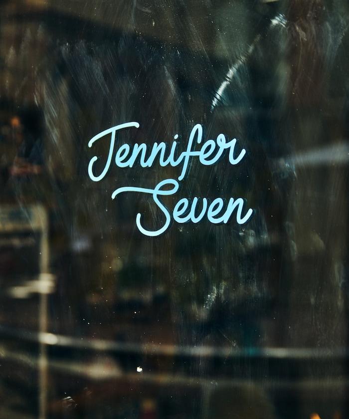 JENNIFER SEVEN×FREAK'S STORE 聯名 大尺寸 後背印花 圓領T恤