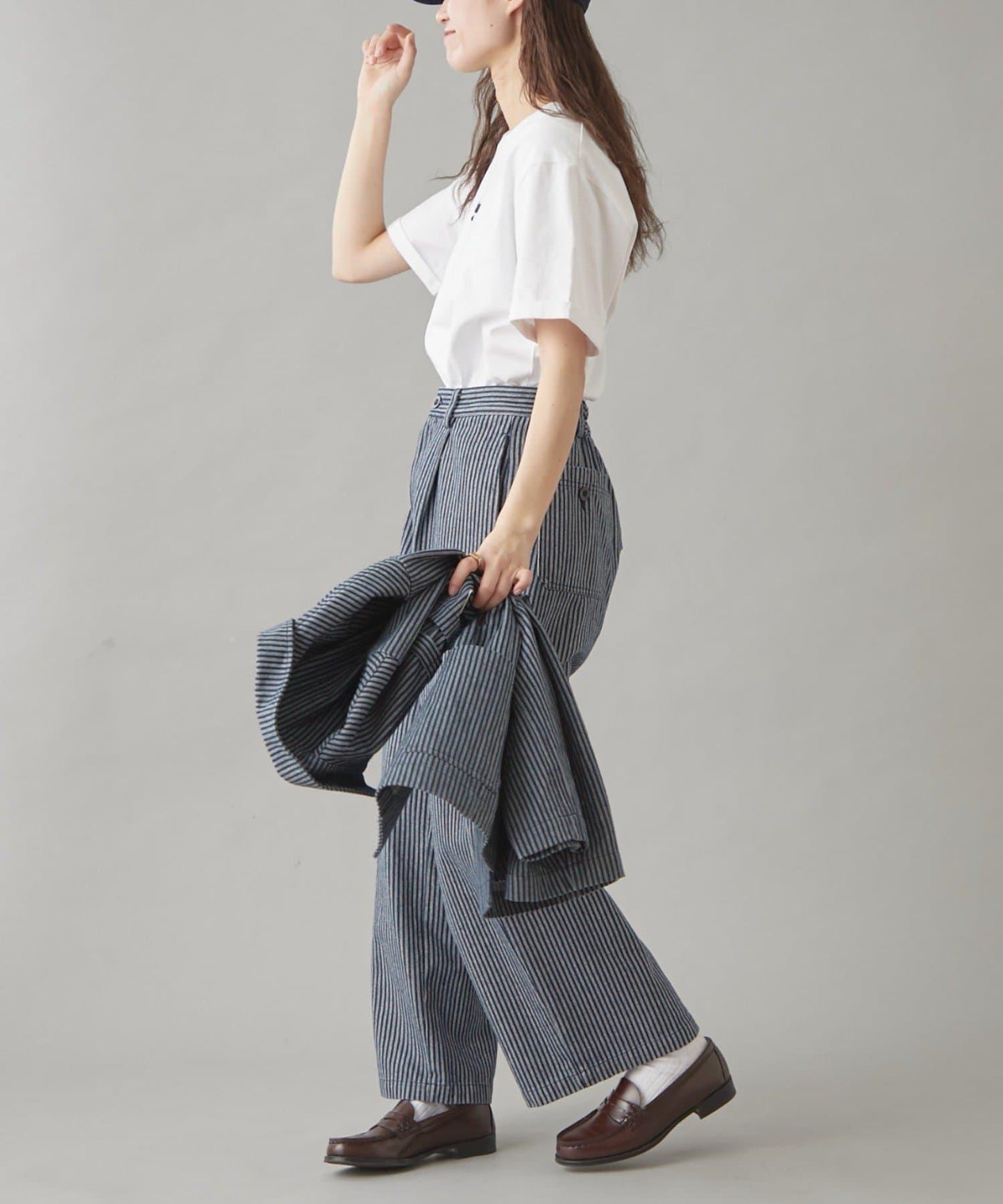 【GEVACO】一點小標誌鏈條刺繡T恤