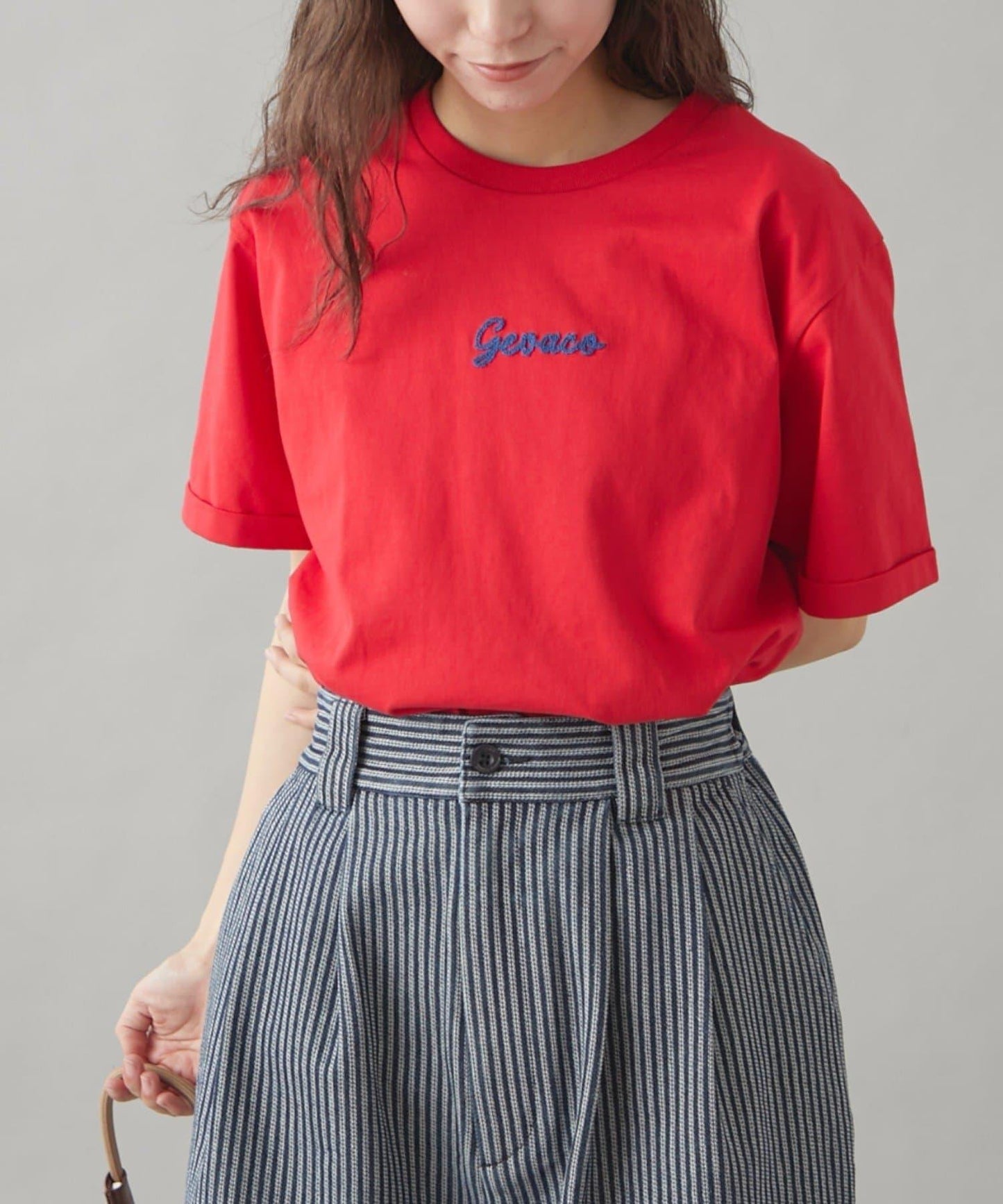 【GEVACO】一點小標誌鏈條刺繡T恤