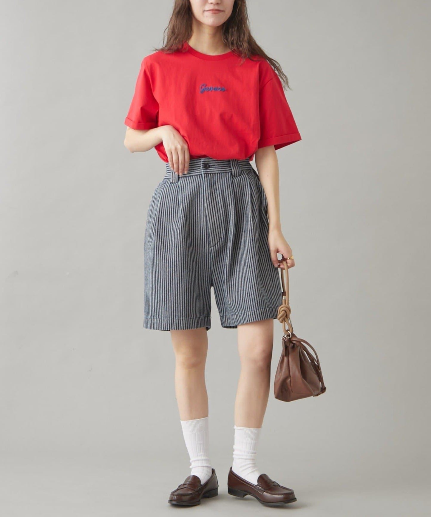 【GEVACO】一點小標誌鏈條刺繡T恤