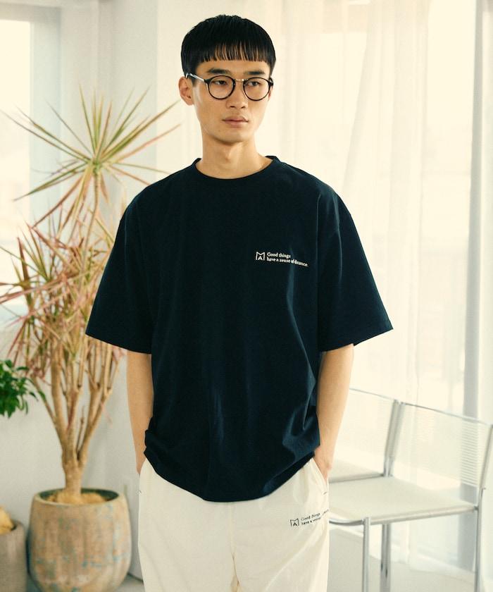 BASIC標誌刺繡T恤 / 單點刺繡短袖T恤