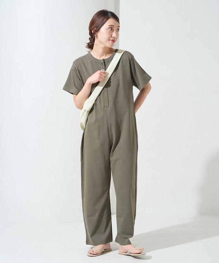 輕鬆款前開扣短袖連體褲