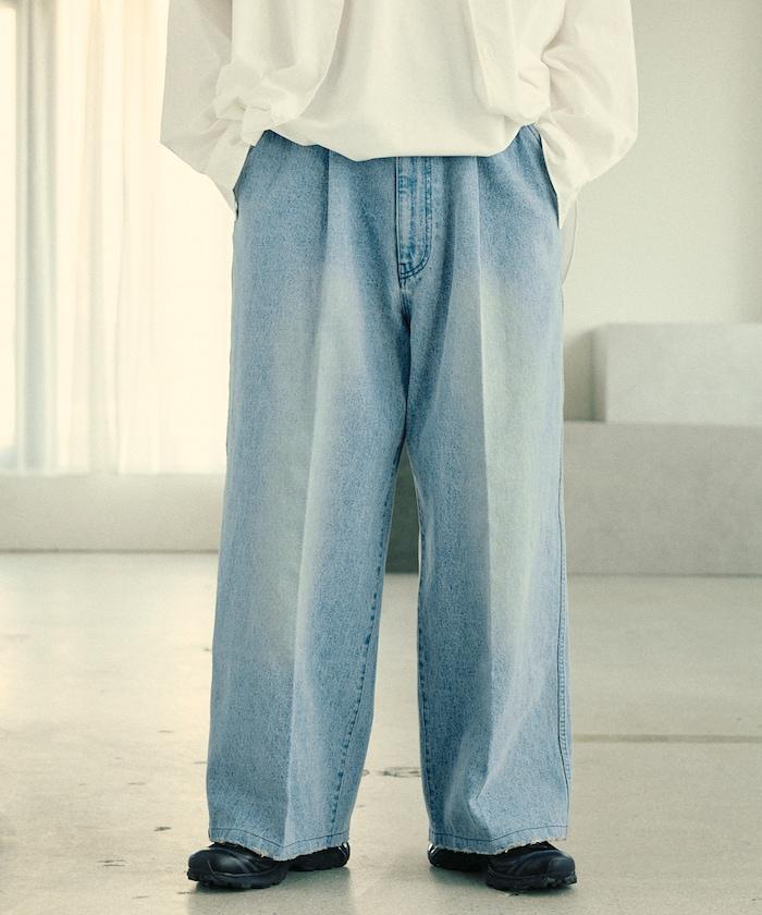 寬鬆直筒牛仔褲
