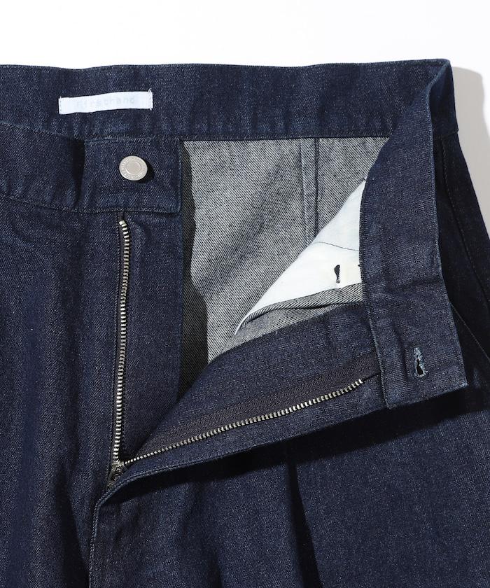 寬鬆直筒牛仔褲