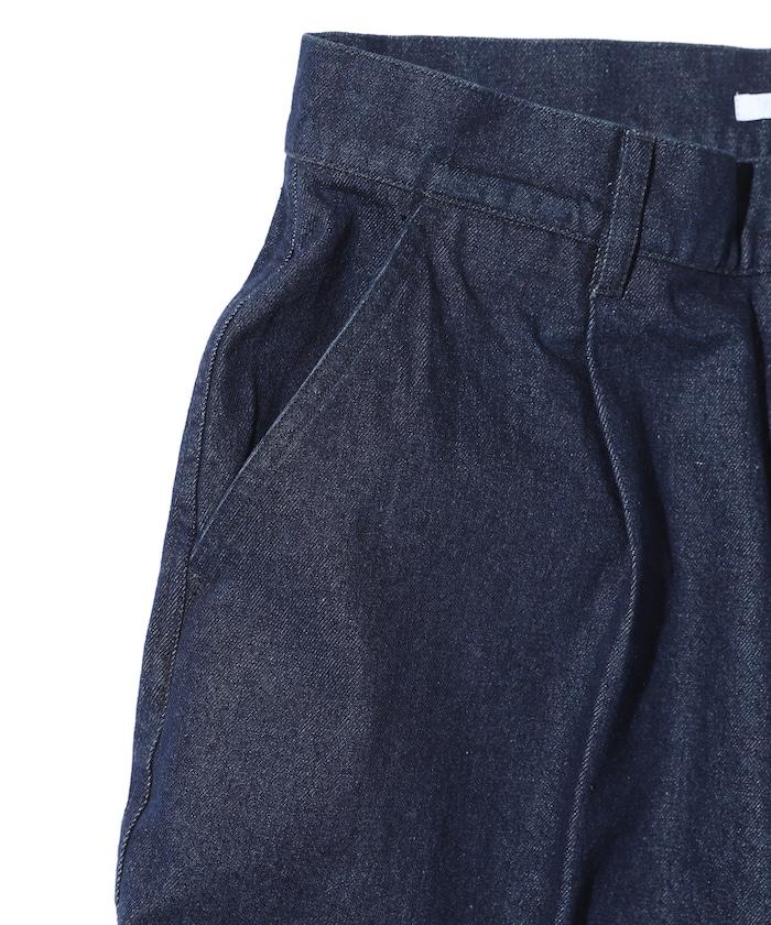 寬鬆直筒牛仔褲