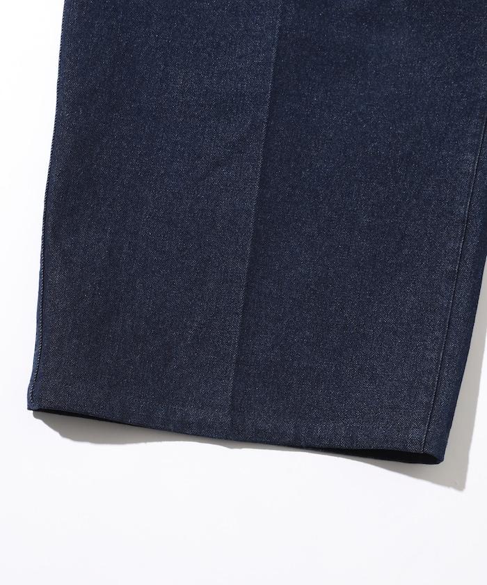 寬鬆直筒牛仔褲