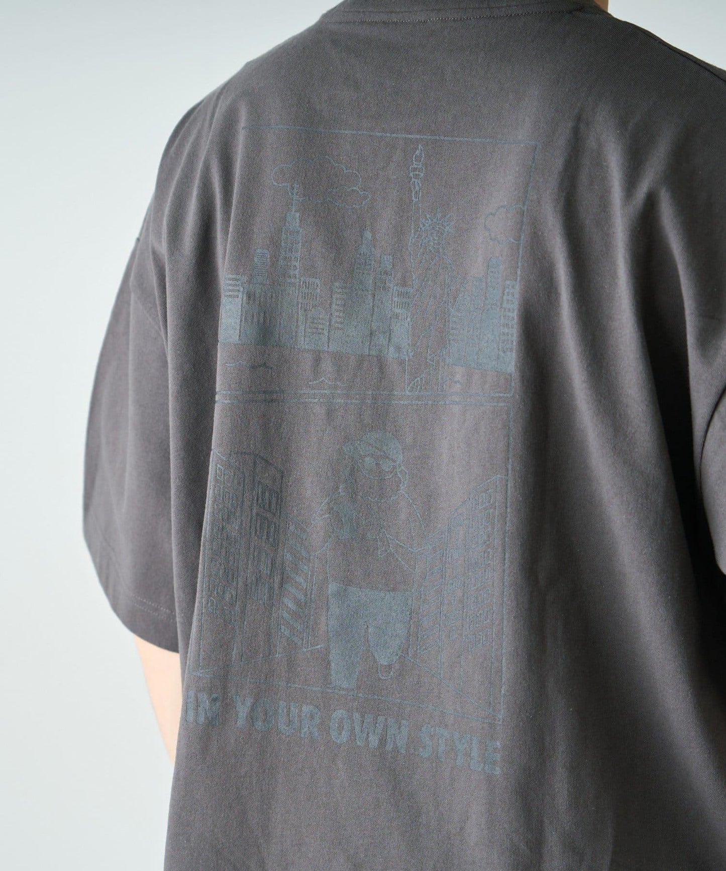 【中年男士】中性款一點刺繡短袖T恤