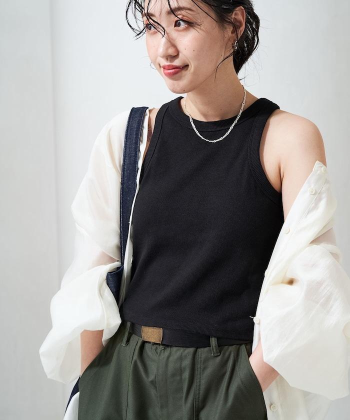 帶杯的無袖棉質肋條背心