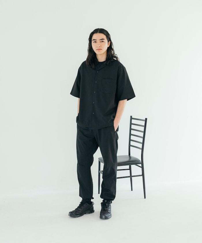 速乾材料 舒適版型 開領襯衫 短袖 亞麻風