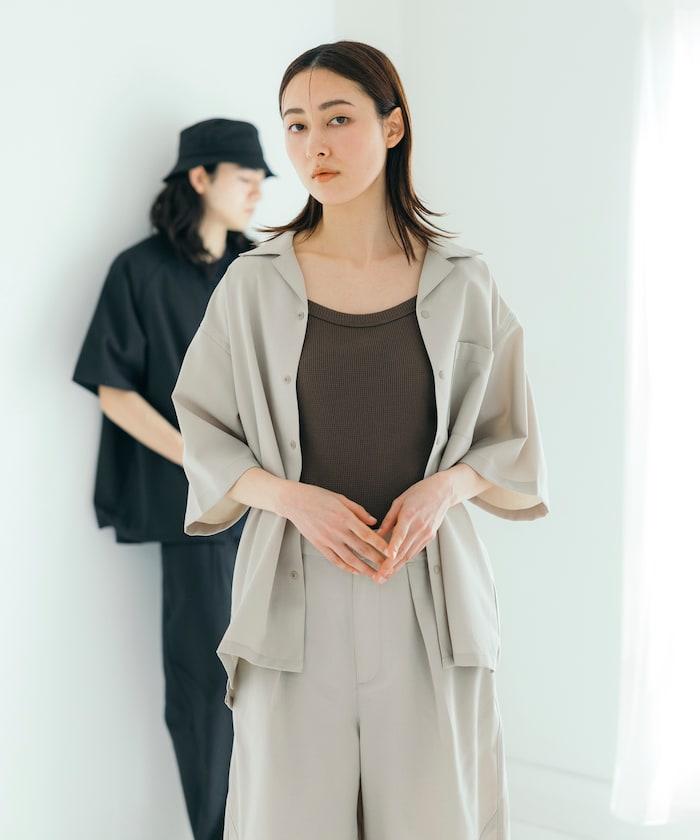 速乾材料 舒適版型 開領襯衫 短袖 亞麻風