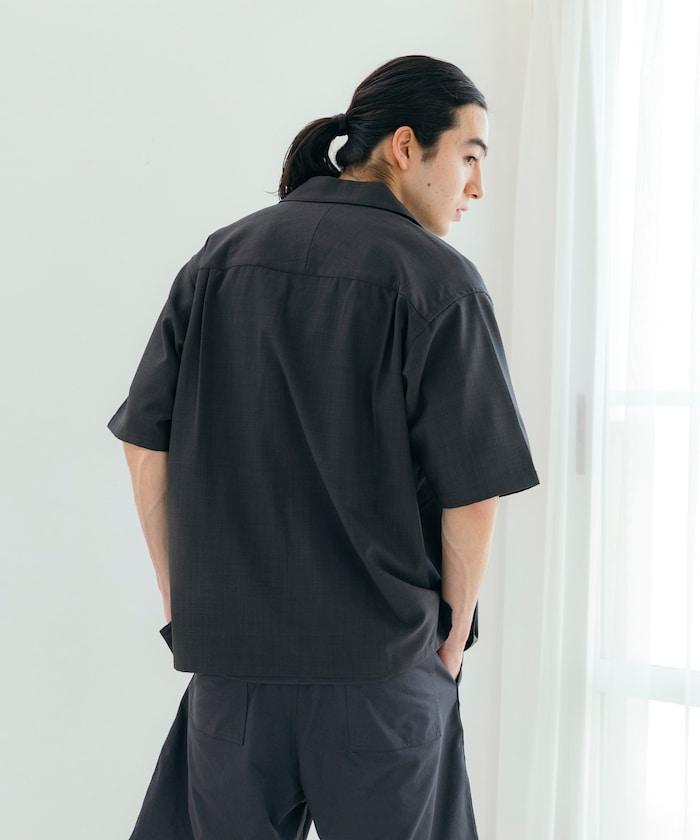 速乾材料 舒適版型 開領襯衫 短袖 亞麻風