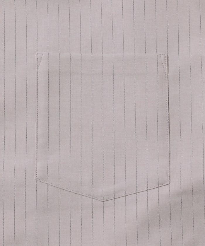 Reflax 功能性材料 輕鬆合身 條紋 開領襯衫 短袖