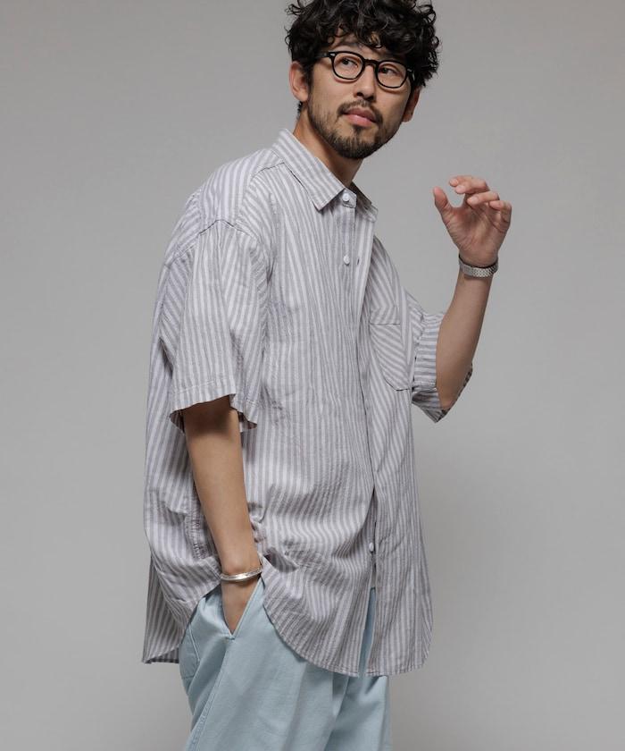 聯名 皺紋加工 舒適版型 常規領口 短袖條紋襯衫