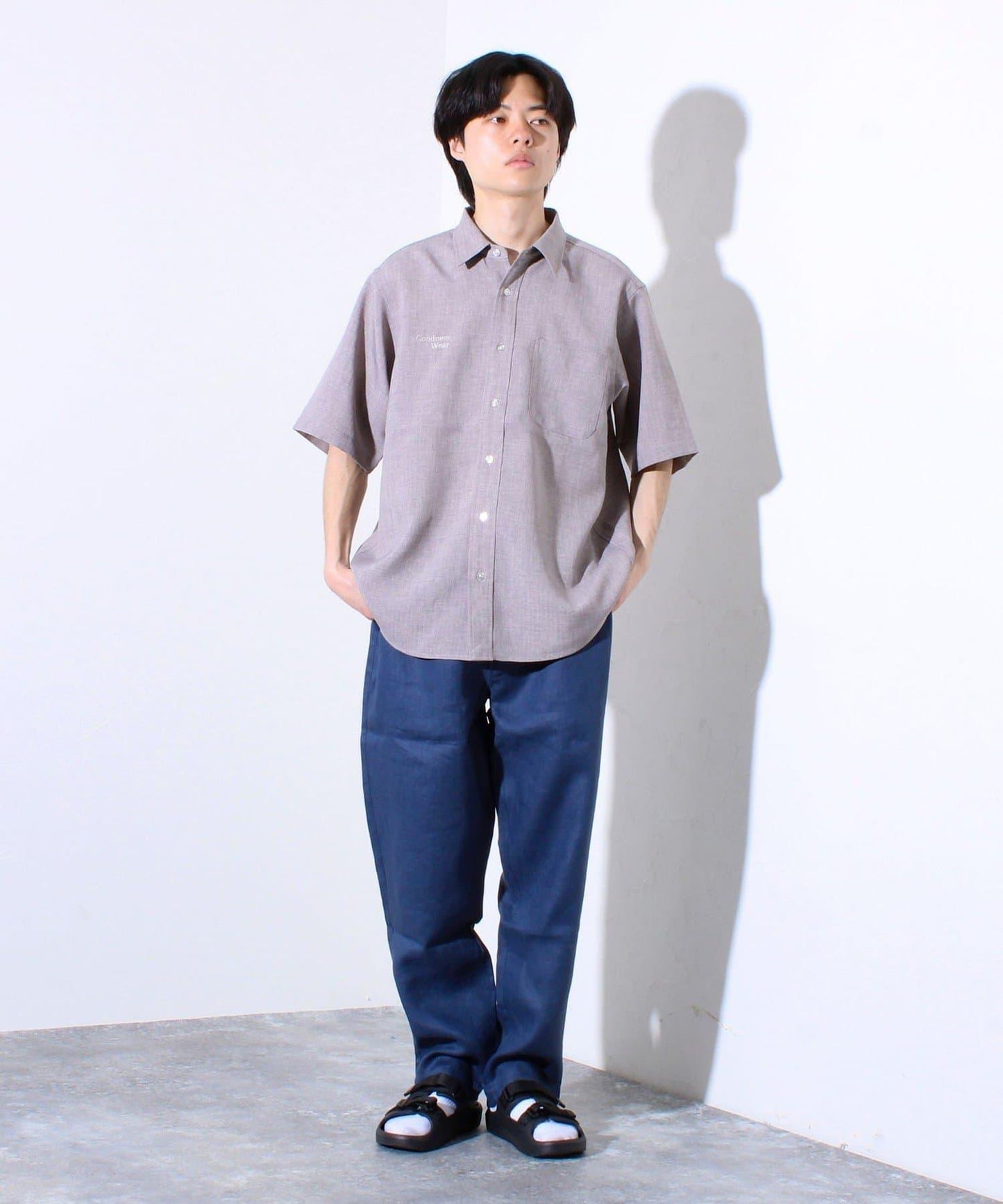 【GLOSTER】亞麻質感帆布 GOODNESS刺繡 短袖襯衫