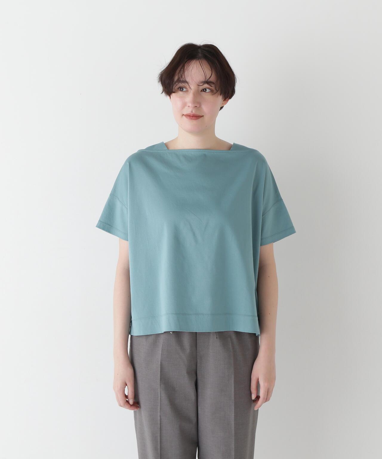 功能素材背部刺繡logo套頭衫