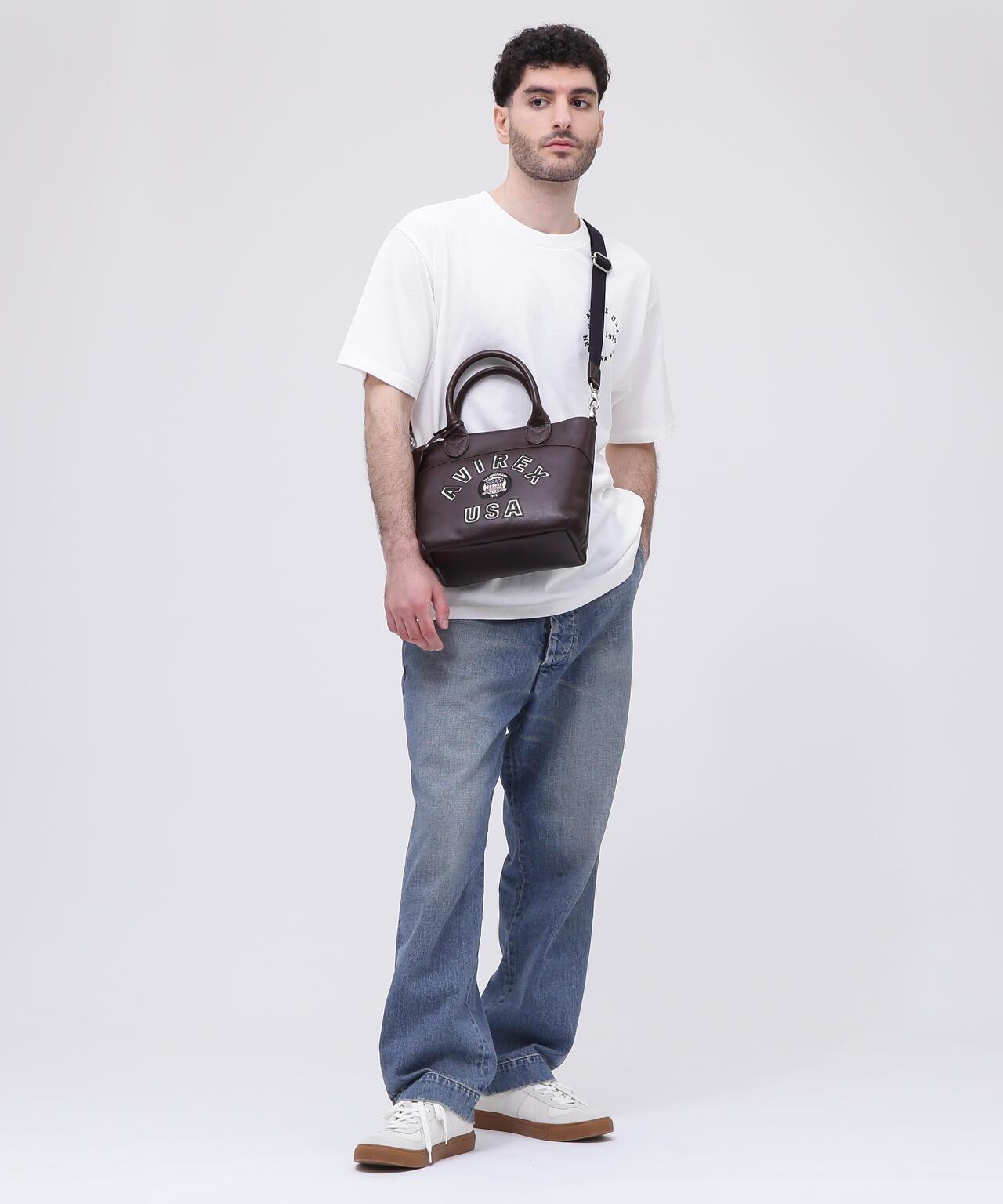 《直營店限定》學院風真皮迷你手提袋/VARSITY LEATHER MINI TOTE BAG/AVX5626