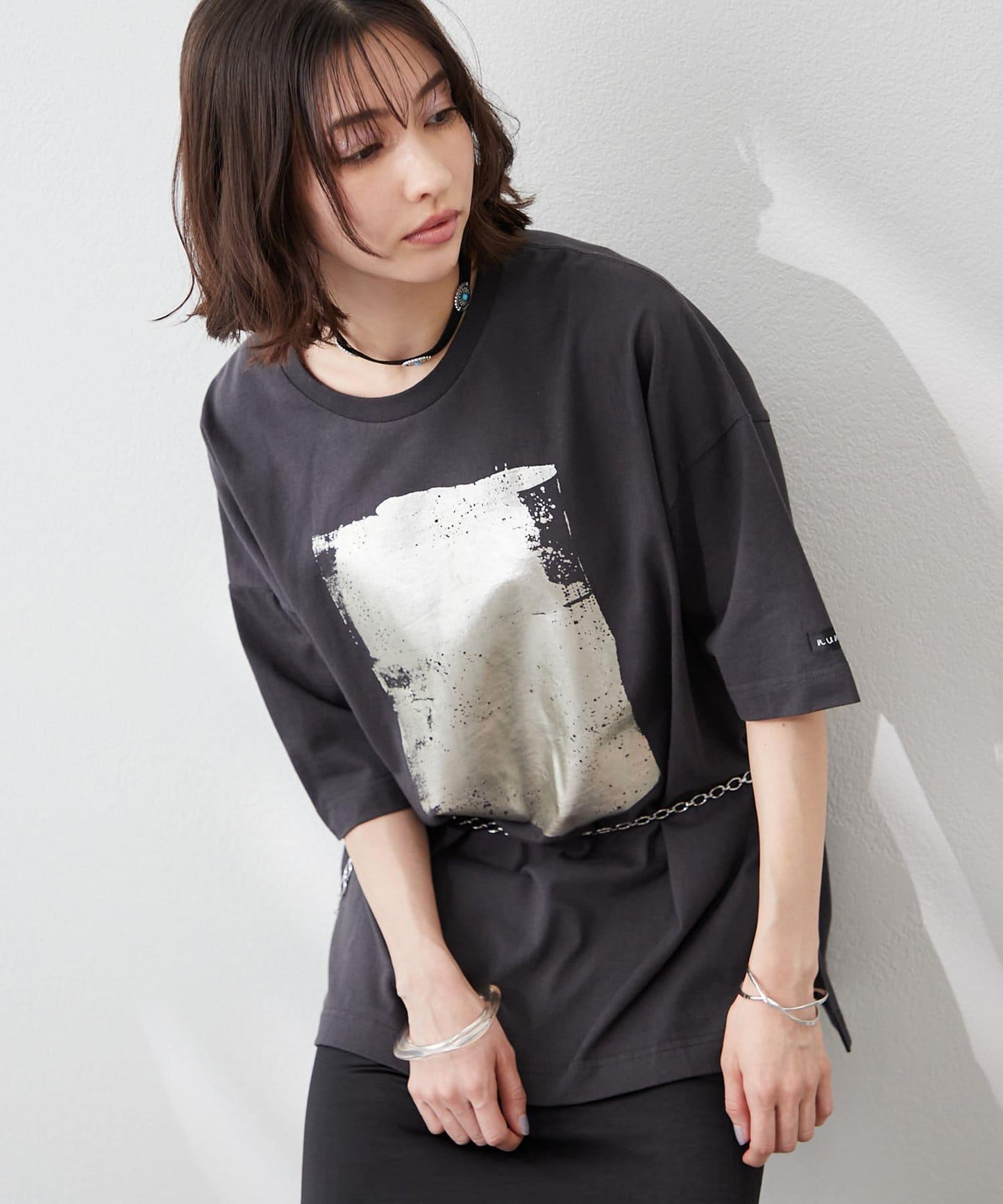 【NUNIFE/】箔印花大T-shirt