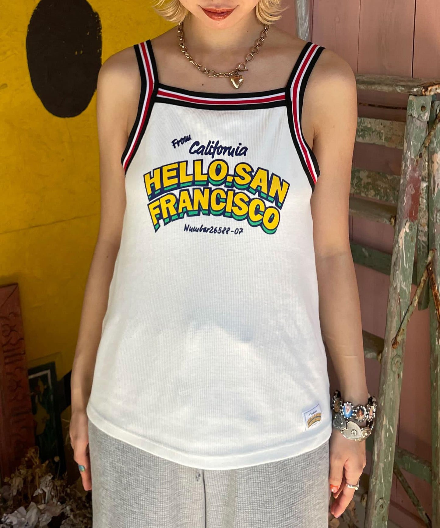 5/1(星期四)10:00開始【HELLO.SANFRANCISCO/你好,舊金山】帶有線帶杯的吊帶衫