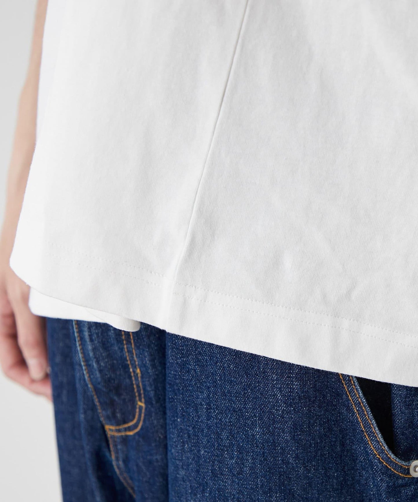 【中年男士】中性款一點刺繡短袖T恤