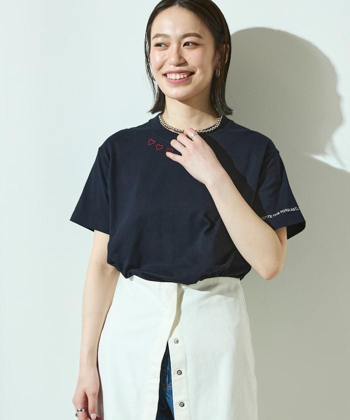 有機棉 心形 標誌刺繡T恤 / 圓領 單點標誌 刺繡短袖T恤