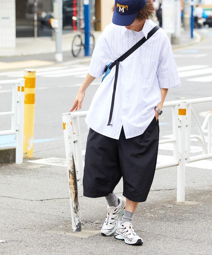 寬鬆款 尼龍 折褶 寬鬆 休閒短褲