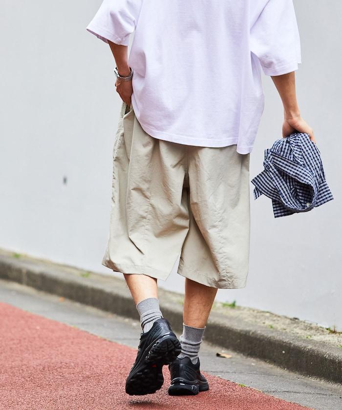 寬鬆款 尼龍 折褶 寬鬆 休閒短褲