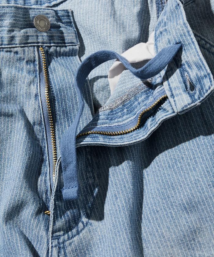 寬鬆剪裁 復古加工 雙膝 胡桃木紋牛仔短褲