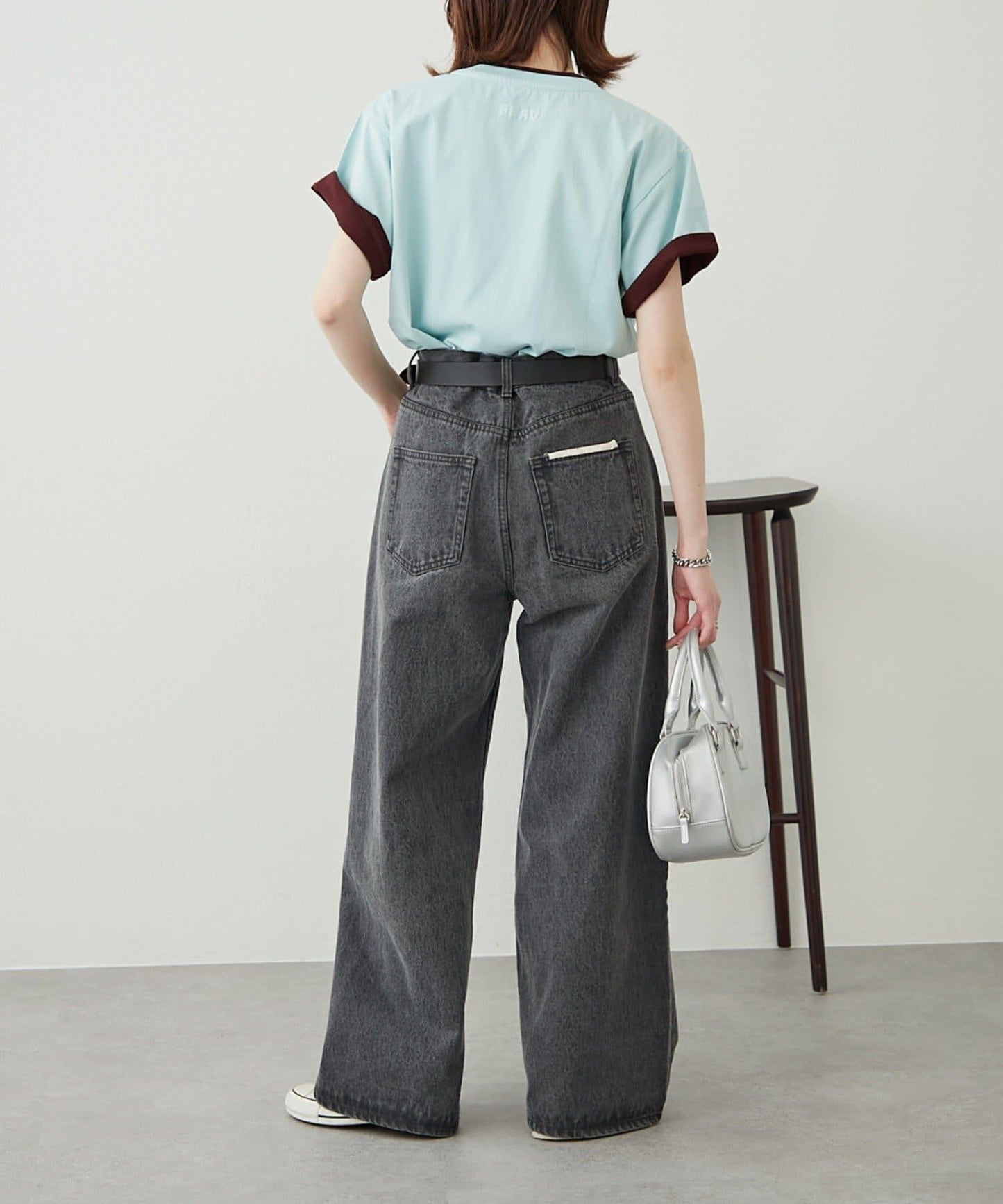 【柳樹】彩色疊層一點刺繡T恤