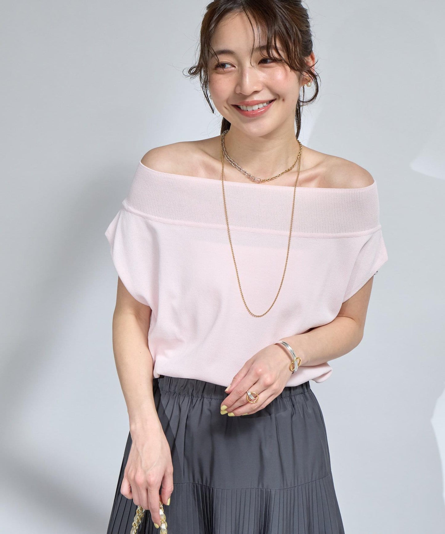 【最強美人效果】冷感防曬露肩法式針織衫