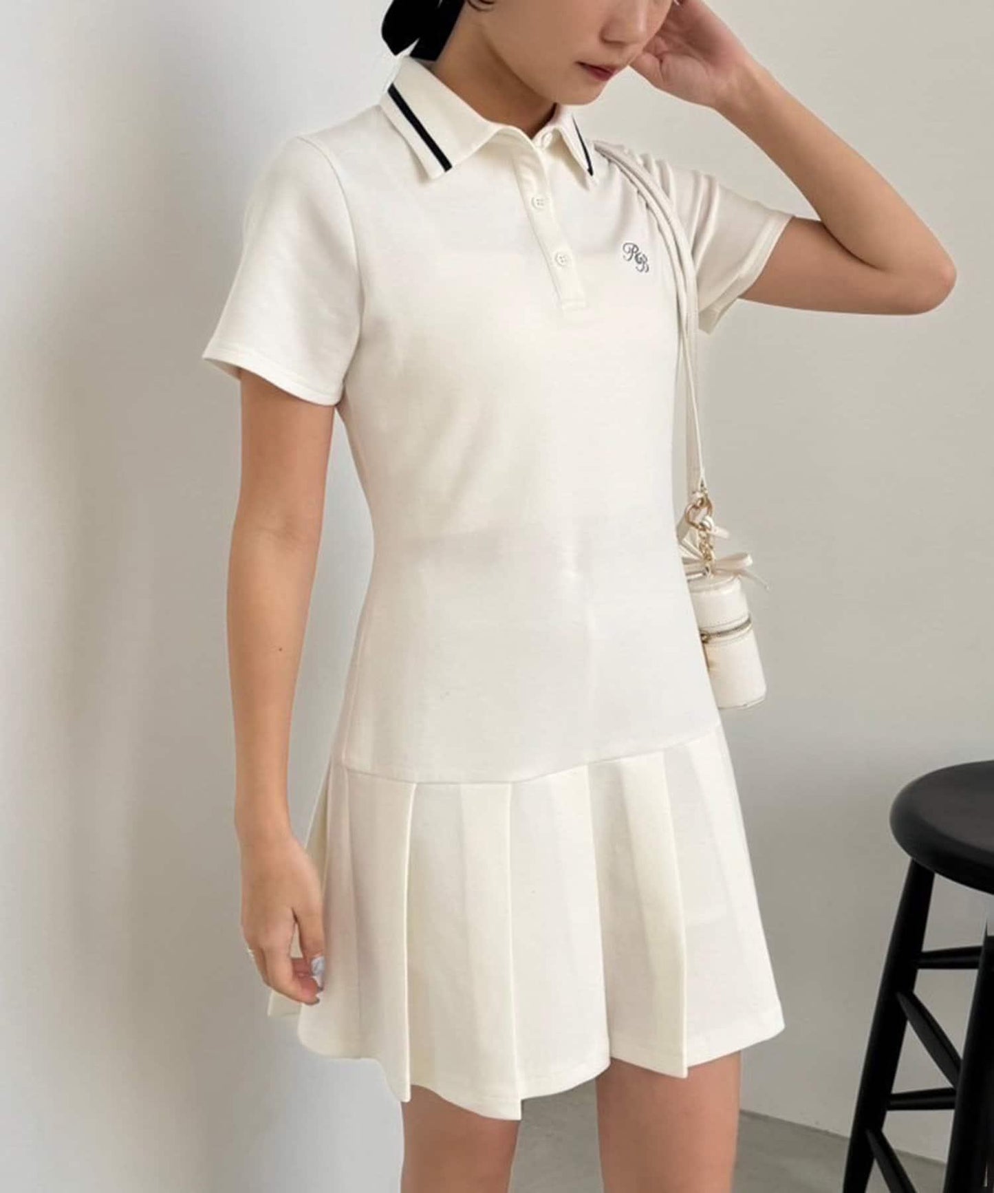 【一件接一件】修身迷你連衣裙