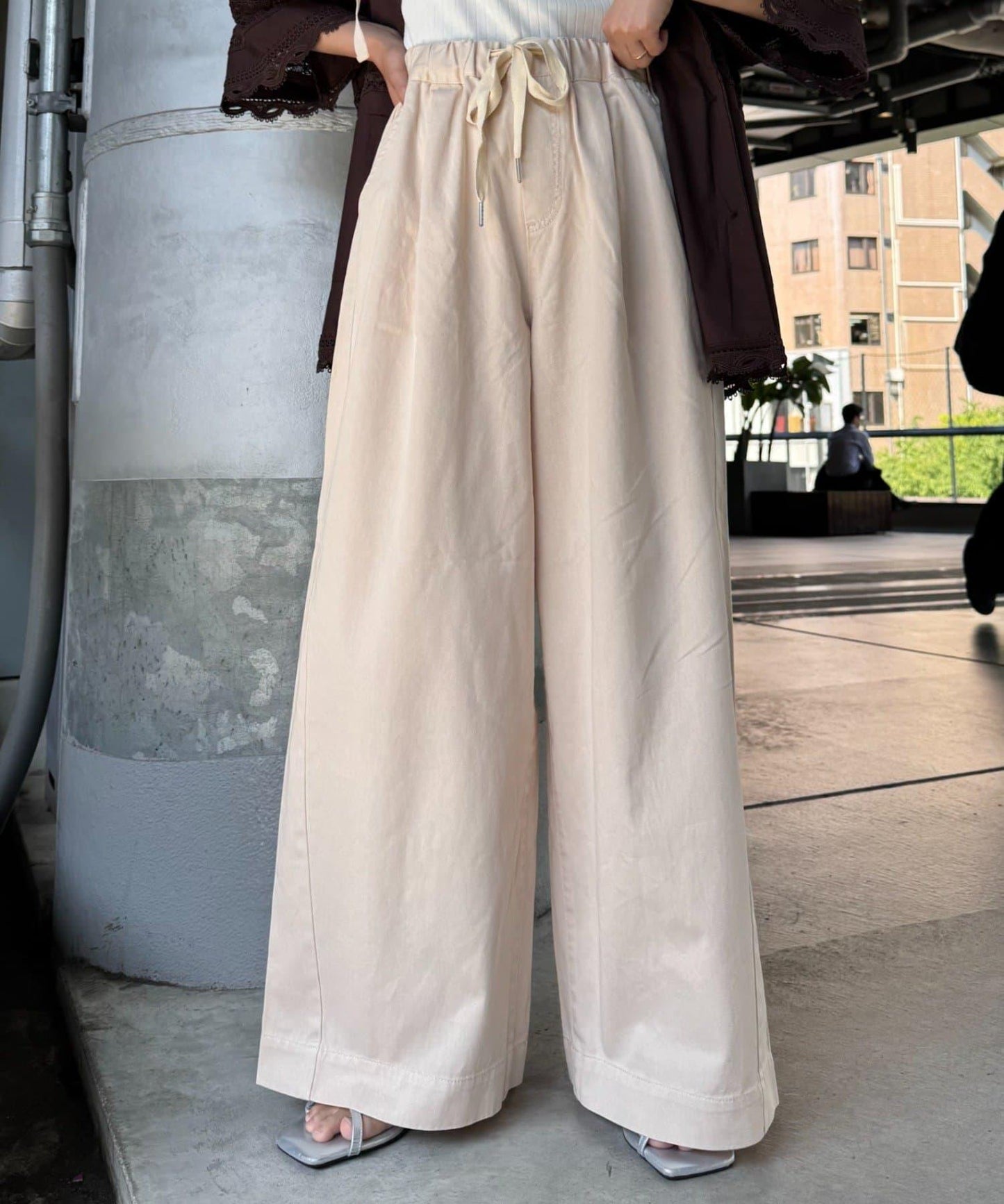 柔軟寬鬆牛仔褲