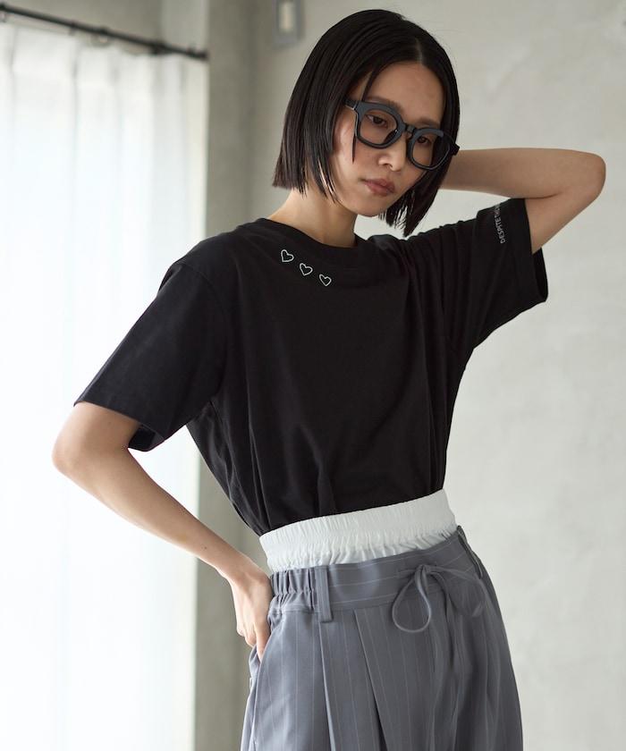 有機棉 心形 標誌刺繡T恤 / 圓領 單點標誌 刺繡短袖T恤