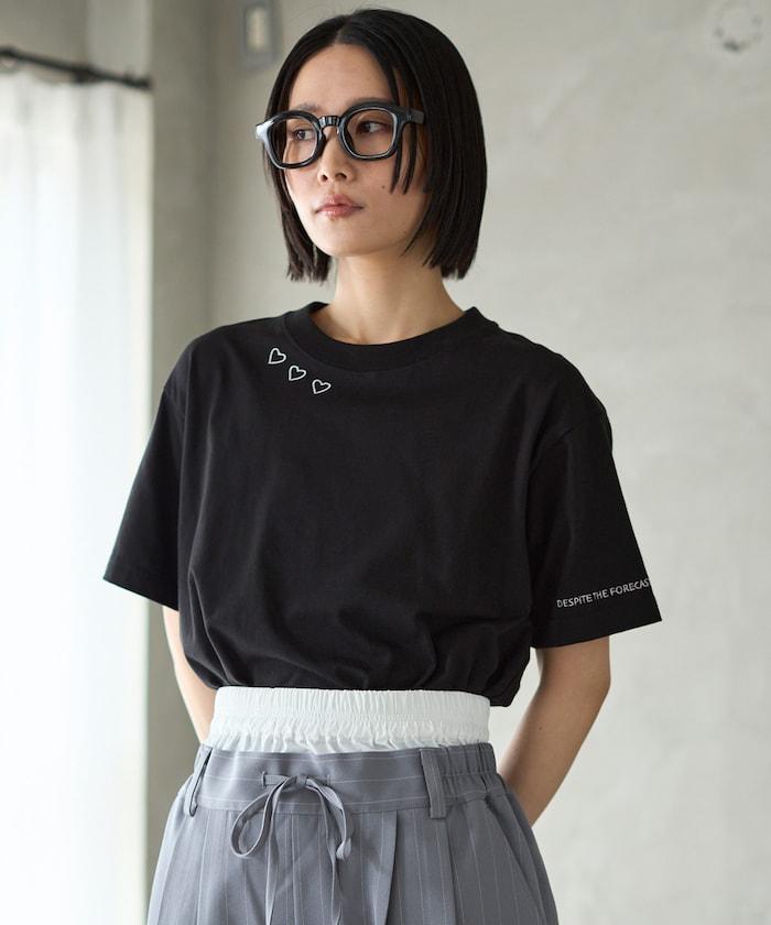 有機棉 心形 標誌刺繡T恤 / 圓領 單點標誌 刺繡短袖T恤