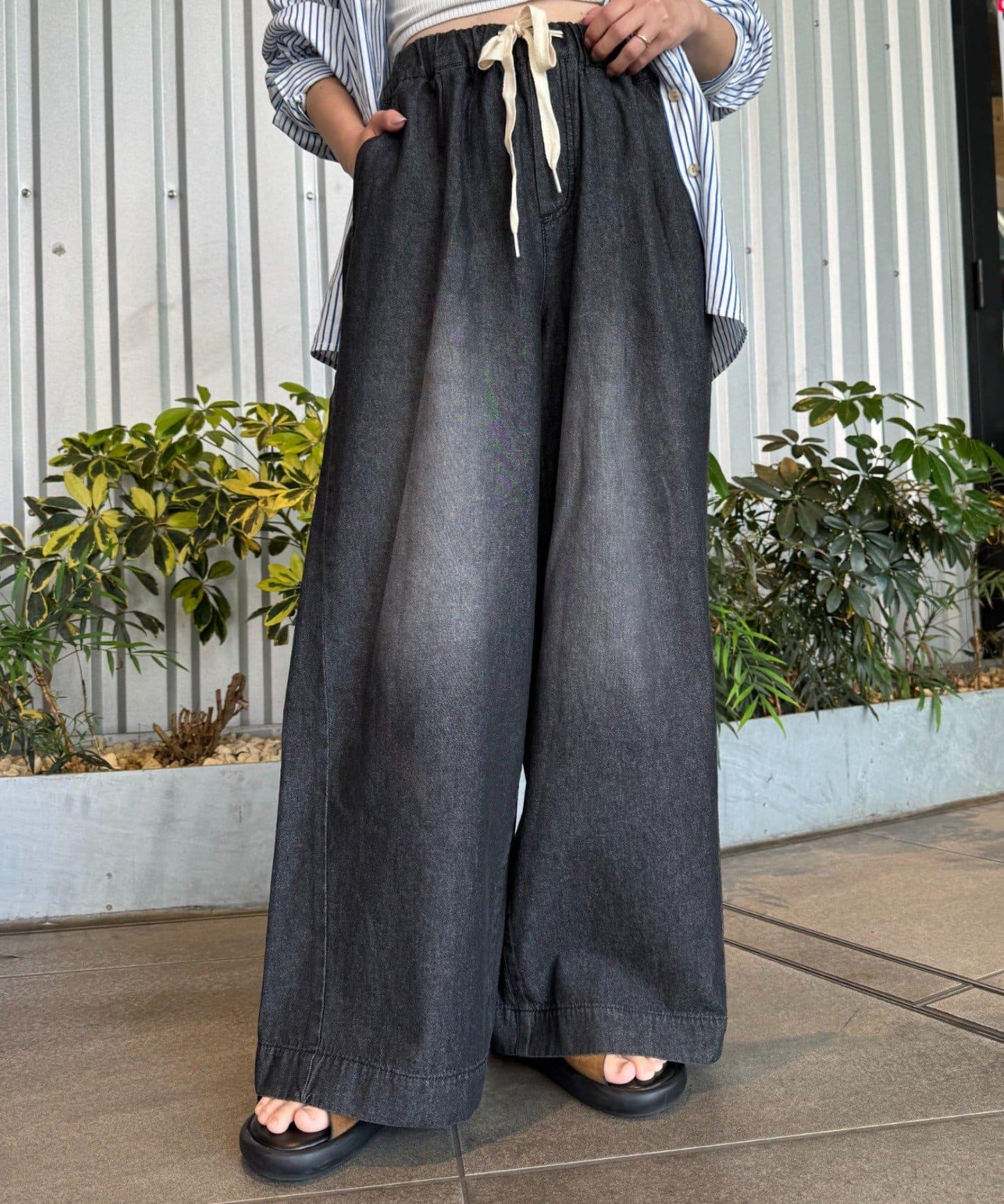 柔軟寬鬆牛仔褲